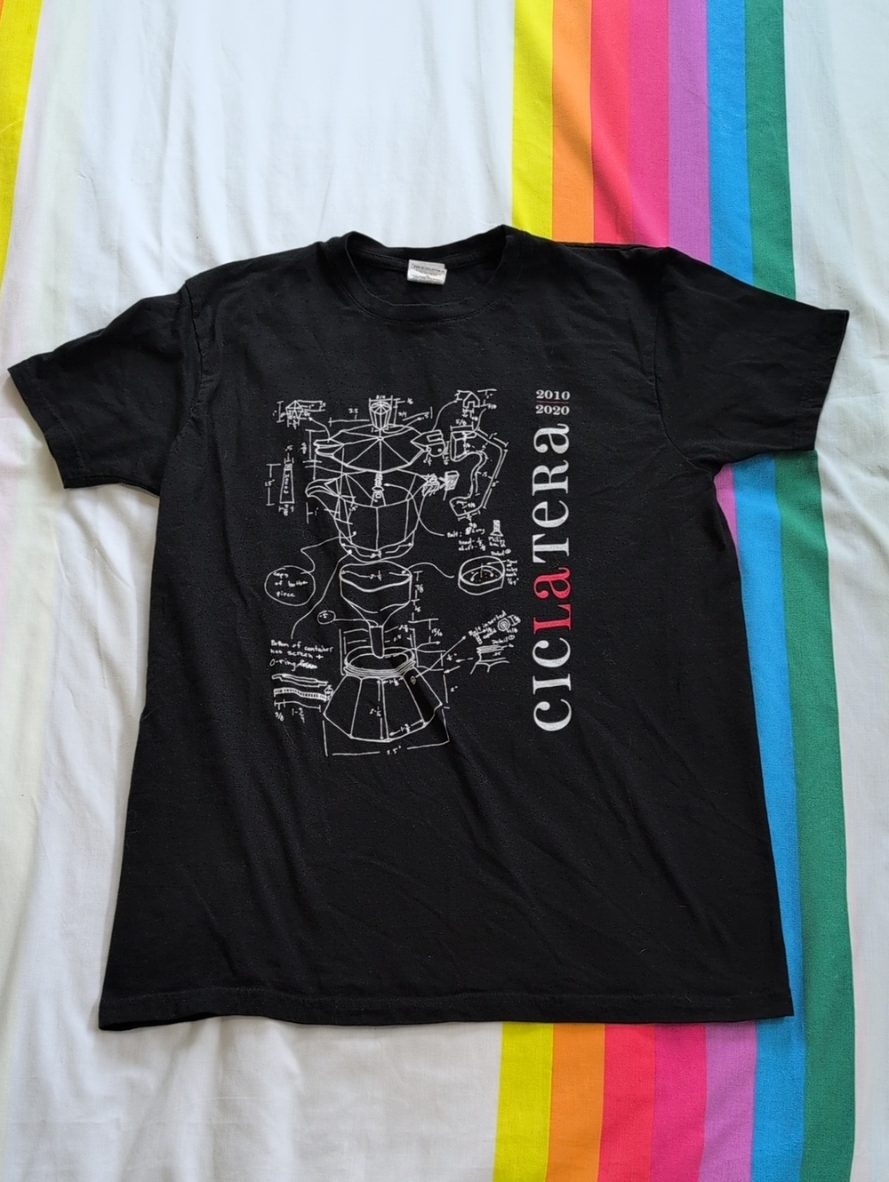La Ciclatera Sotto il Mare Moka Pot Graphic Tee